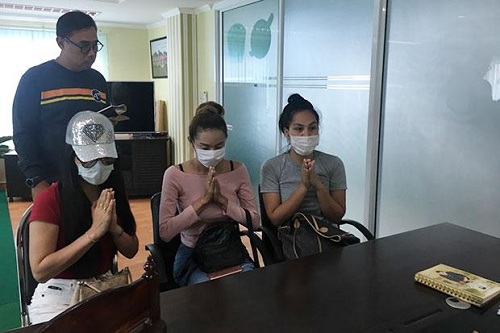 Chụp ảnh nude với khách Trung Quốc, ba phụ nữ Thái Lan bị bắt