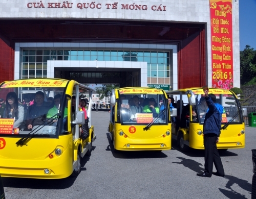 Lạng Sơn đề nghị cho thí điểm xe du lịch Trung Quốc tự lái