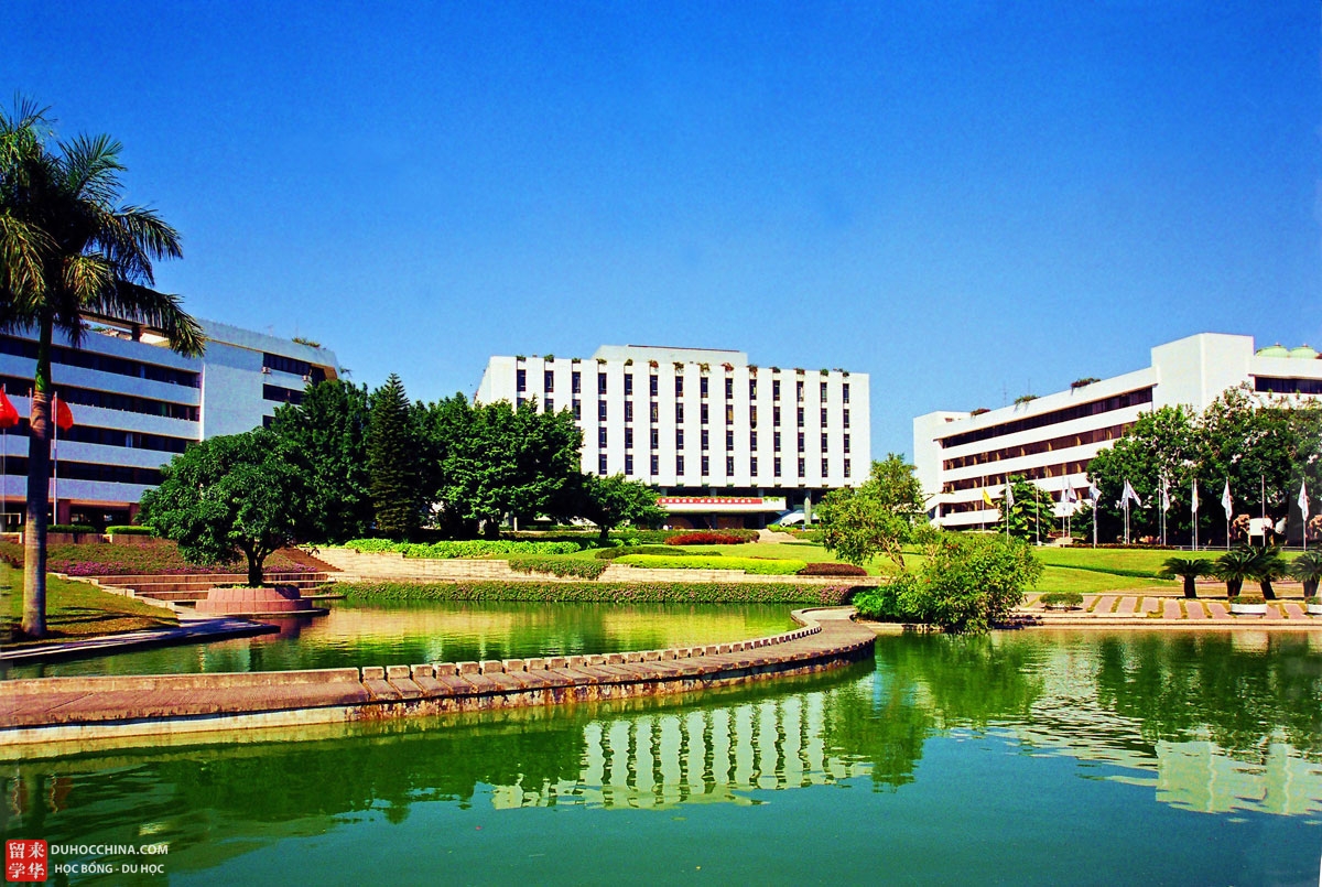 Đại học Thâm Quyến - Quảng Đông - Trung Quốc