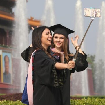 Sinh viên quốc tế tốt nghiệp tại Trung Quốc.